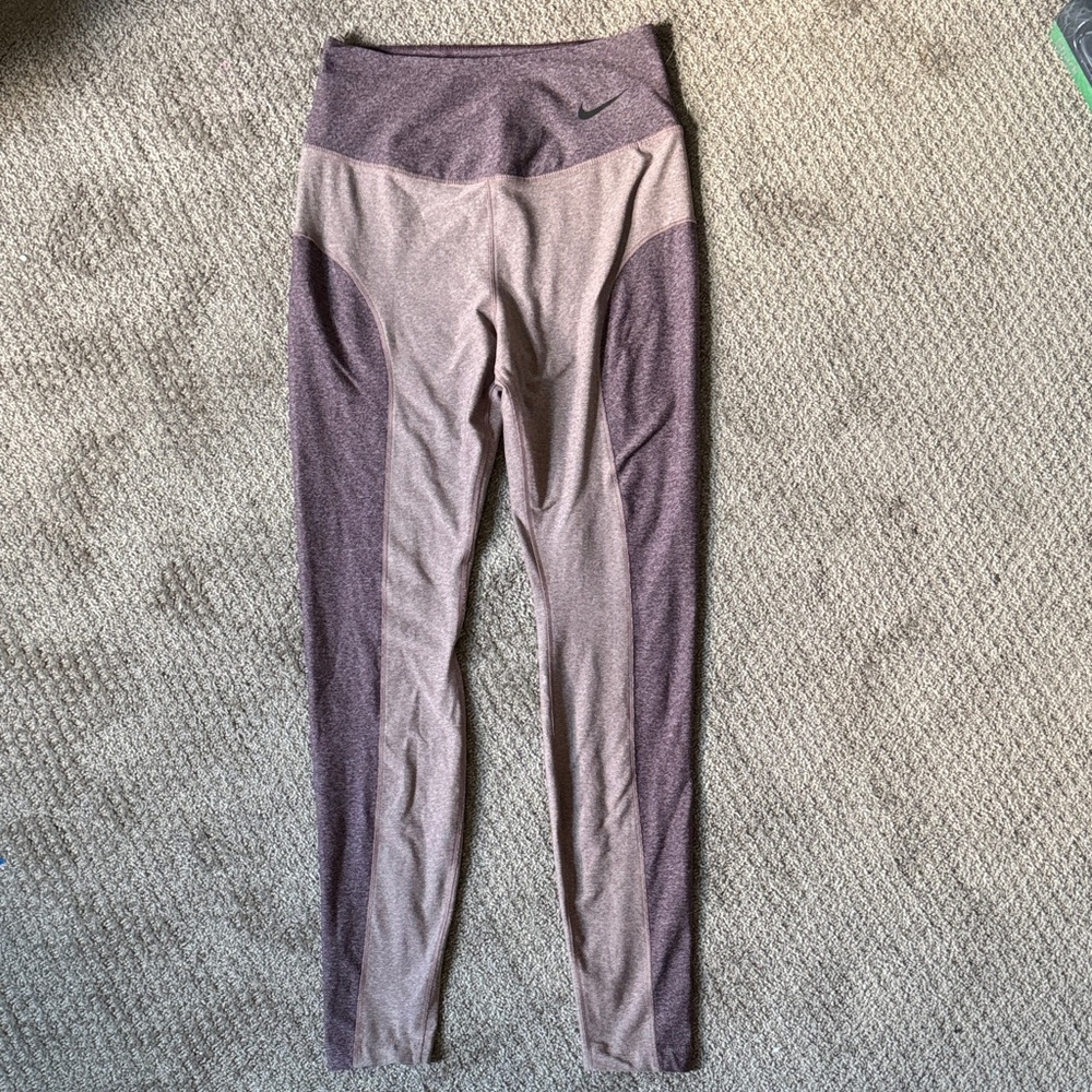Nike Women's Leggings in Purple and Pink